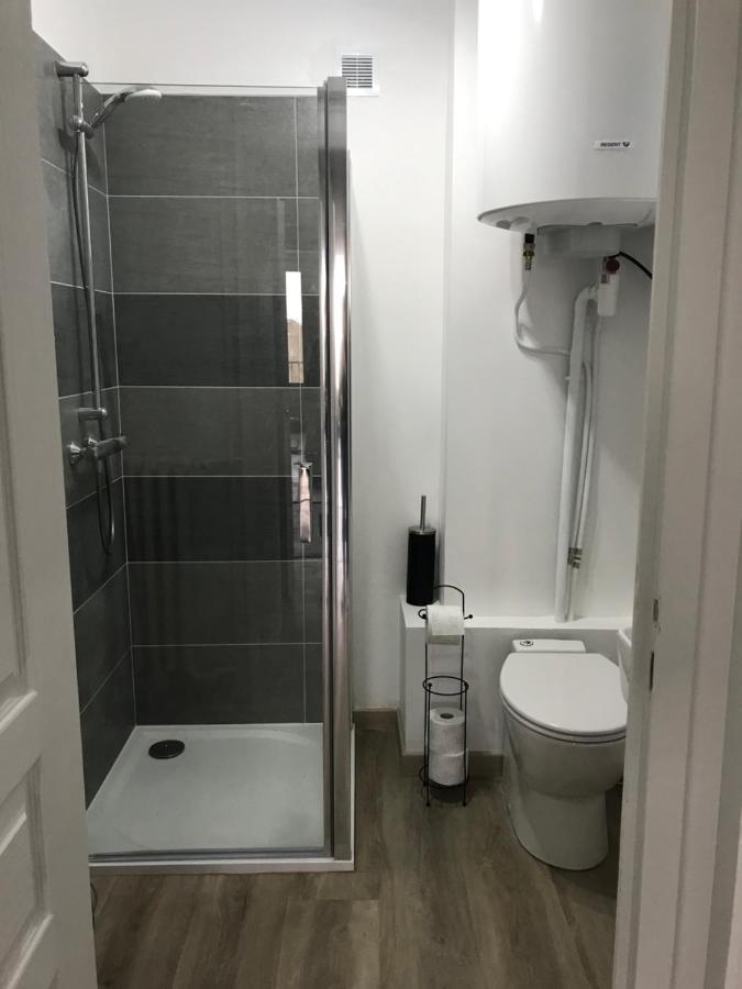 Bel Appartement Renove, Spacieux Et Lumineux Bourg-en-Bresse Exterior foto