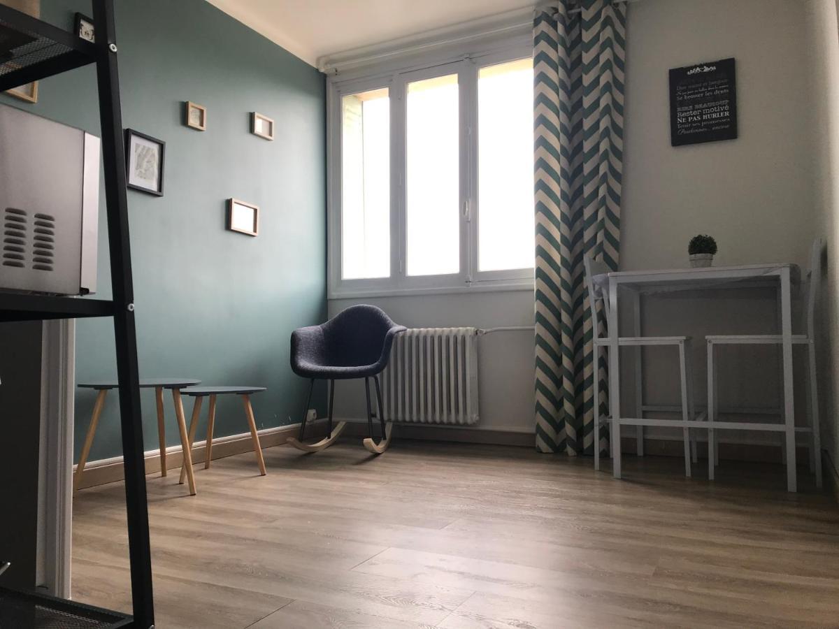 Bel Appartement Renove, Spacieux Et Lumineux Bourg-en-Bresse Exterior foto